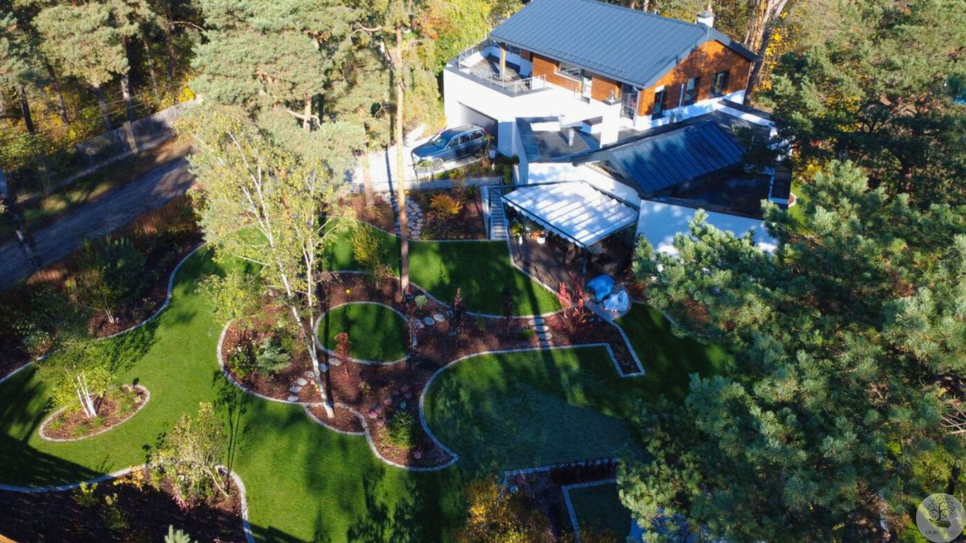 Oświetlenie ogrodu Józefów